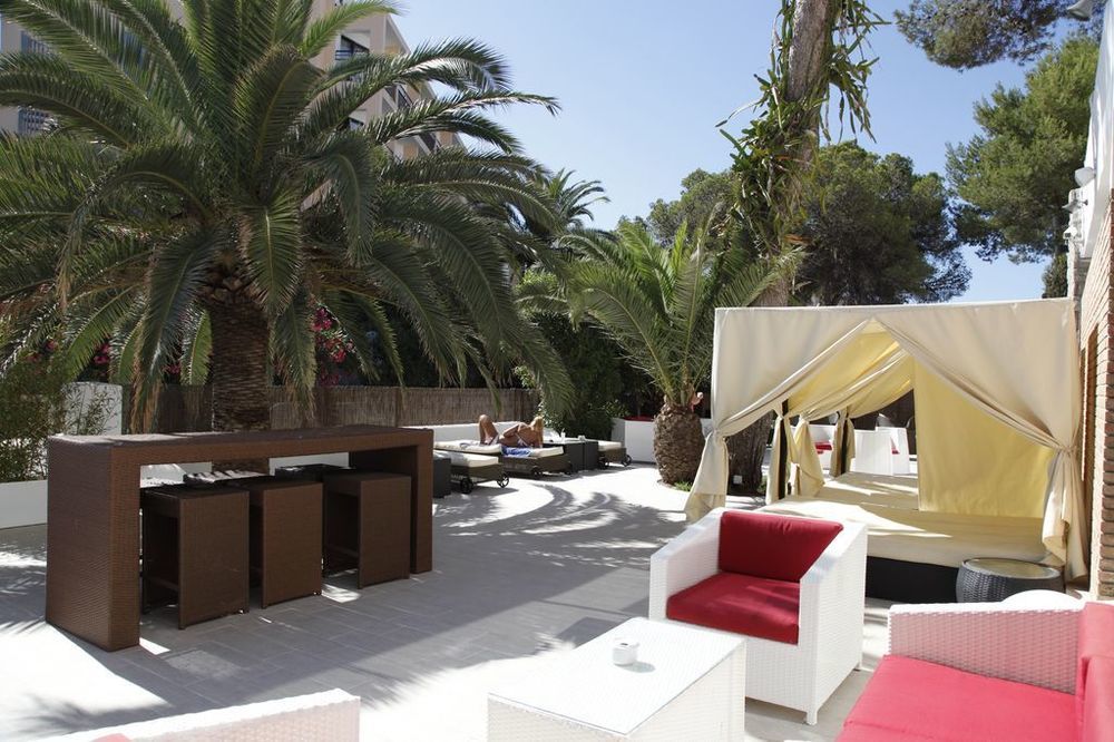 Azuline Hoteles Mar Amantis & II San Antonio  Bagian luar foto