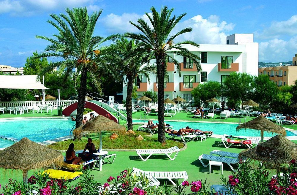 Azuline Hoteles Mar Amantis & II San Antonio  Fasilitas foto