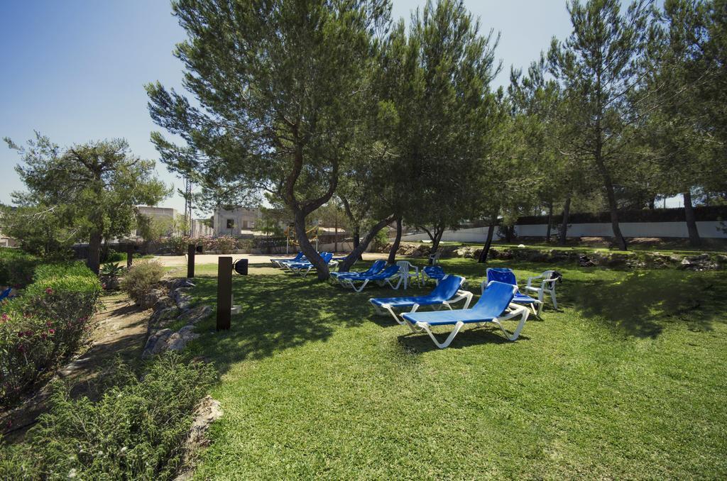 Azuline Hoteles Mar Amantis & II San Antonio  Bagian luar foto