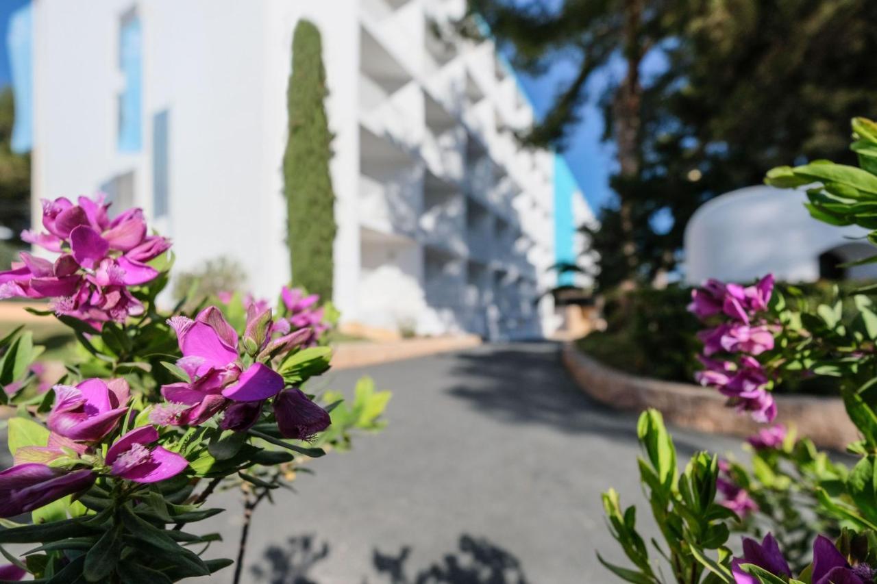 Azuline Hoteles Mar Amantis & II San Antonio  Bagian luar foto